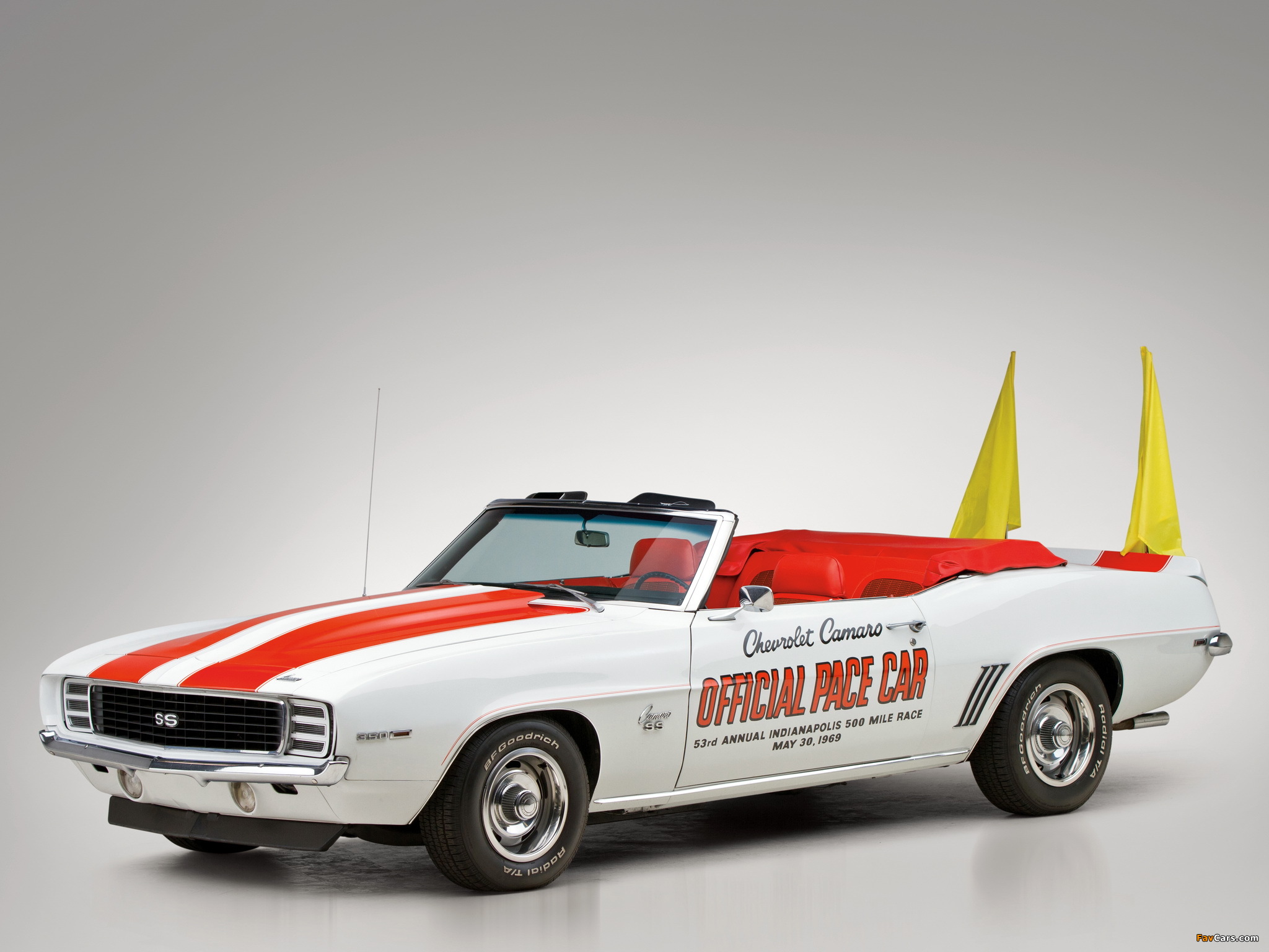 Photos of Chevrolet Camaro RS/SS 350 Convertible Indy 500 Pace Car 1969 (2048 x 1536)