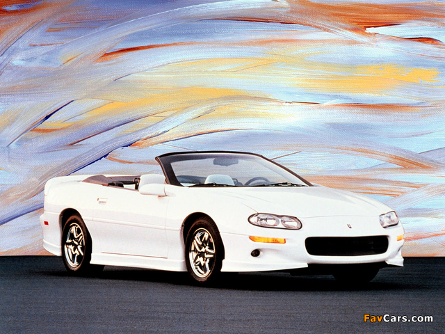 Photos of Chevrolet Camaro Convertible 1998–2002 (640 x 480)