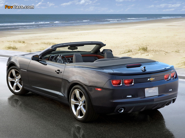 Photos of Chevrolet Camaro SS Convertible 2011–13 (640 x 480)