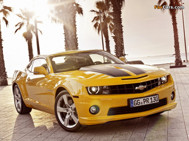 Photos of Chevrolet Camaro Coupe EU-spec 2011–13 (640 x 480)