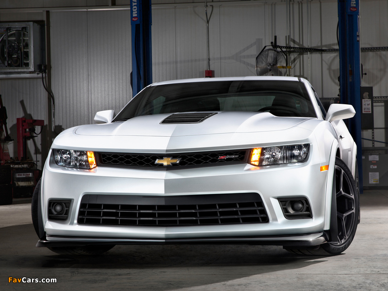 Photos of Chevrolet Camaro Z/28 2013 (800 x 600)