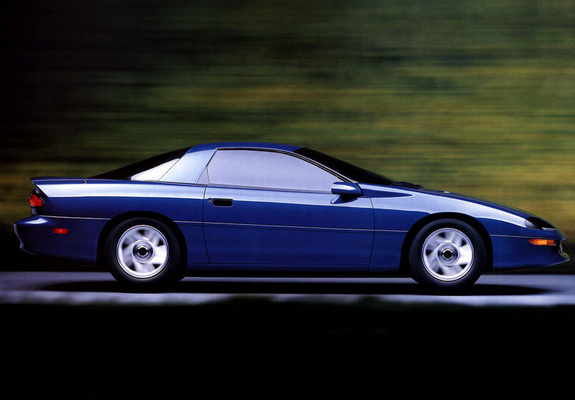 Pictures of Chevrolet Camaro 1993–97