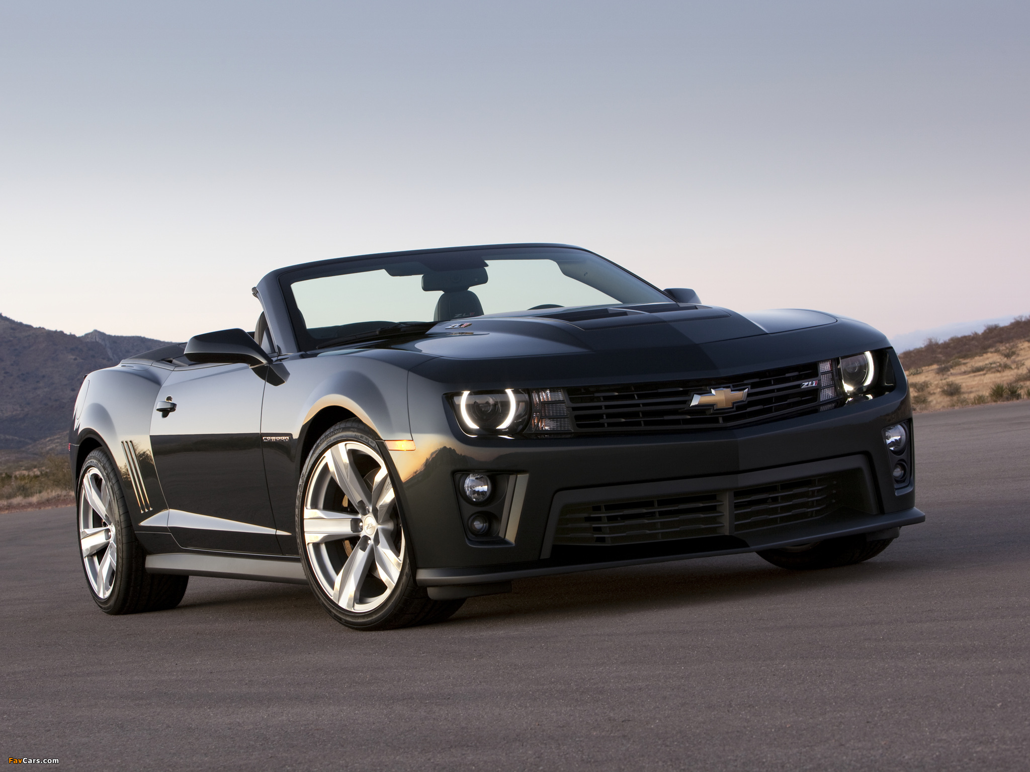 Pictures of Chevrolet Camaro ZL1 Convertible 2012–13 (2048 x 1536)