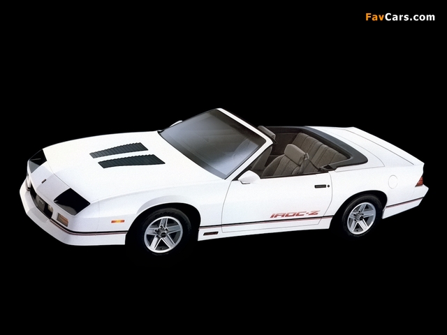 Chevrolet Camaro Z28 IROC-Z Convertible 1987–90 wallpapers (640 x 480)