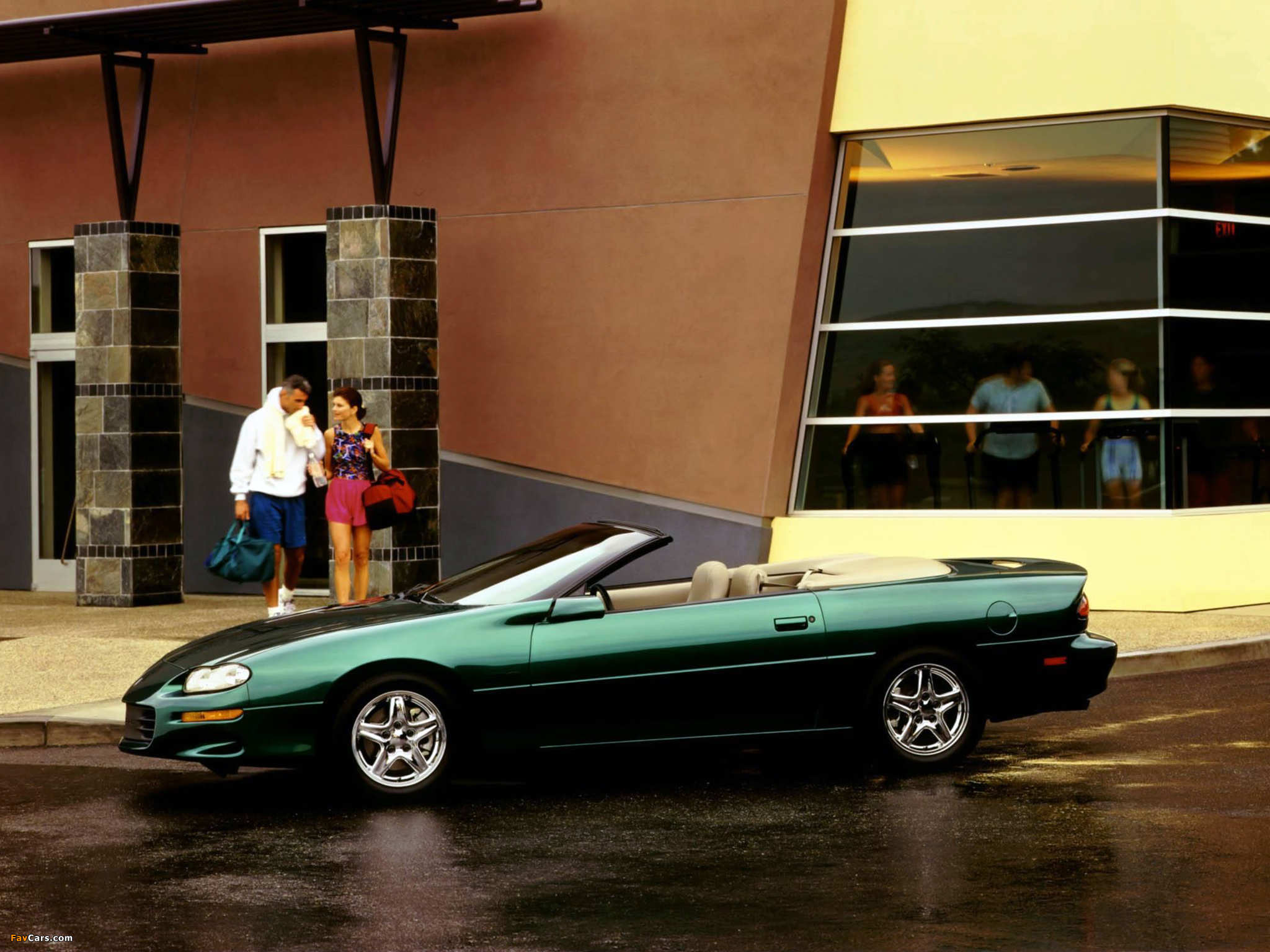 Chevrolet Camaro Convertible 1998–2002 wallpapers (2048 x 1536)
