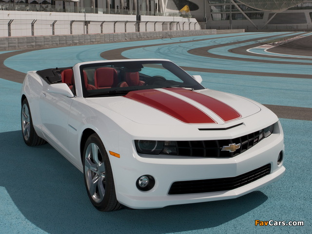 Chevrolet Camaro SS Convertible 2010 wallpapers (640 x 480)