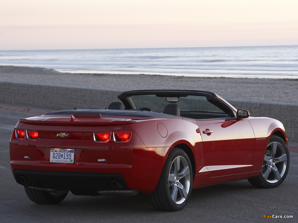 Chevrolet Camaro RS Convertible 2011–13 wallpapers (1024 x 768)