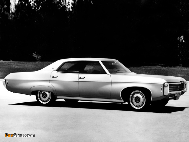 Chevrolet Caprice Sport Sedan 1969 images (640 x 480)