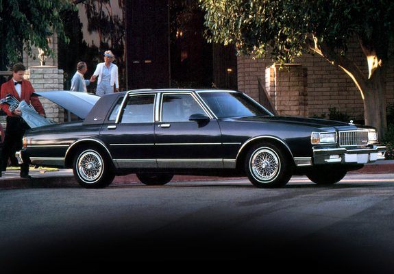 Chevrolet Caprice Classic Brougham LS 1987–90 photos