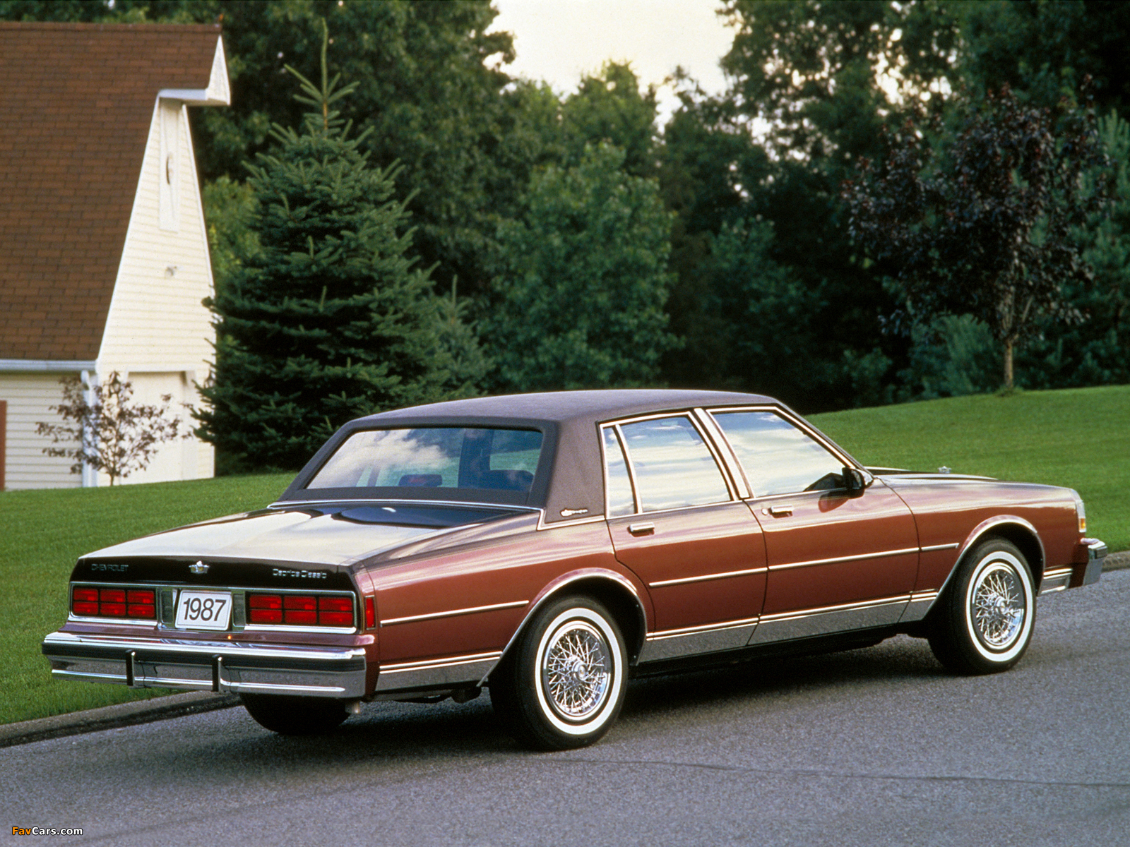 Chevrolet Caprice Classic Brougham 1987–90 wallpapers (1600 x 1200)