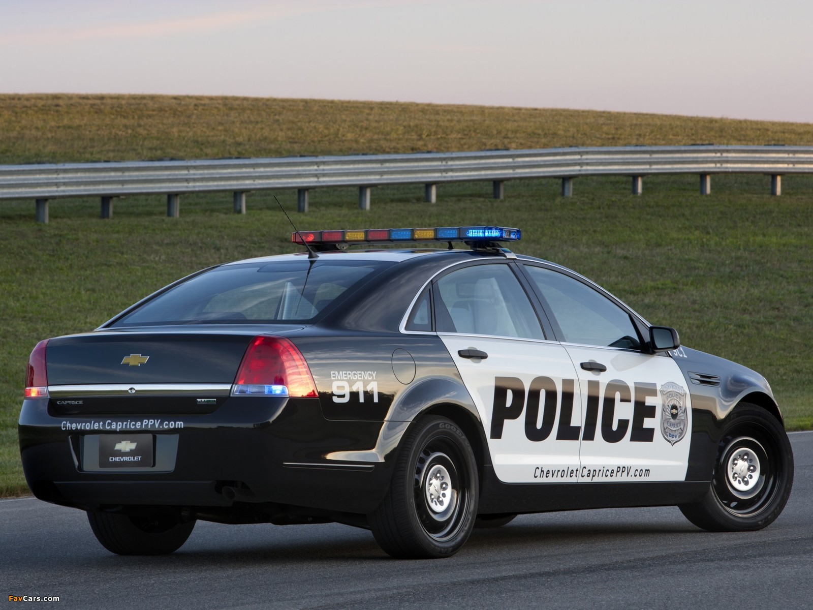 Chevrolet Caprice Police Patrol Vehicle 2010 photos (1600 x 1200)