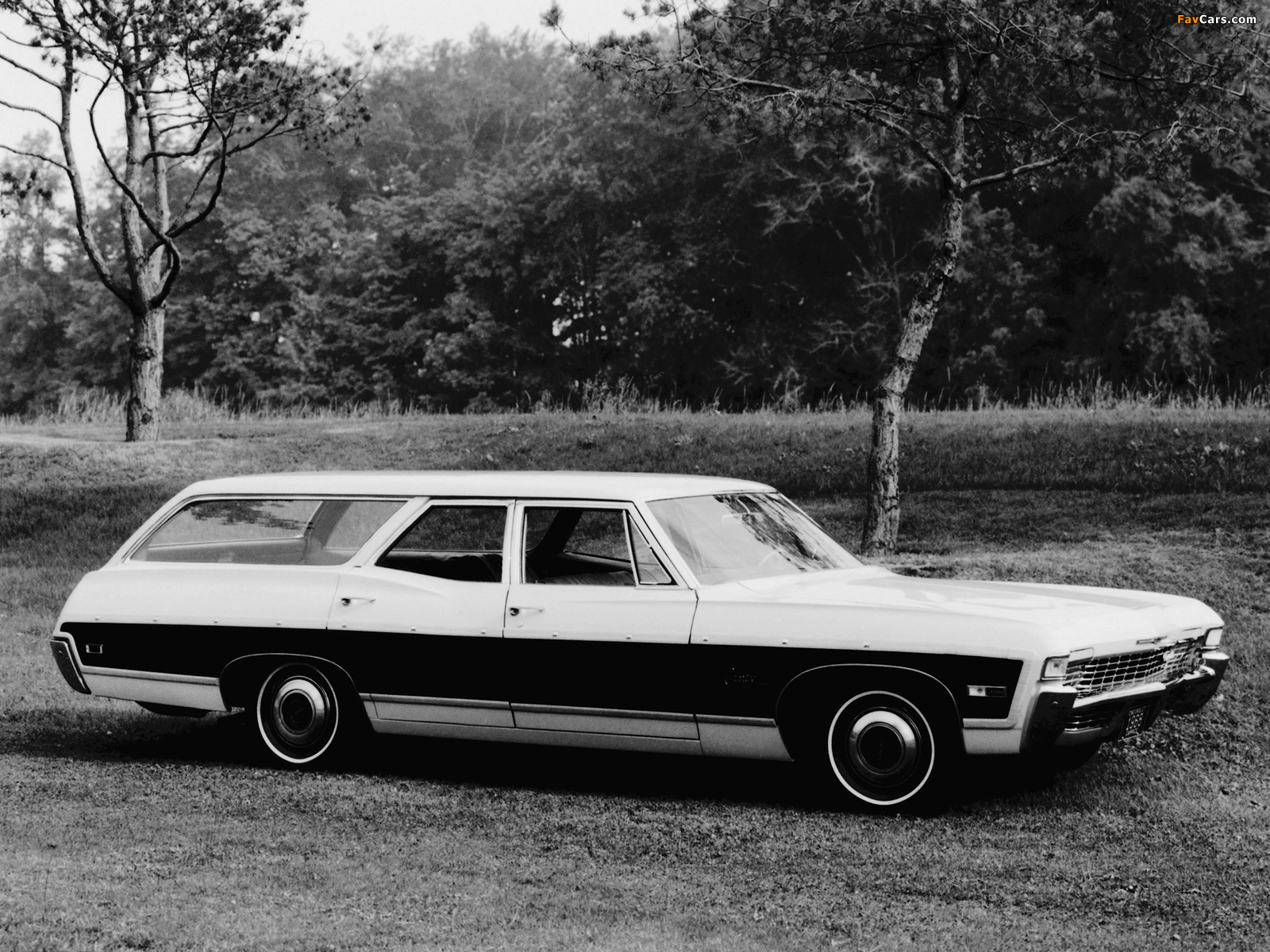 Photos of Chevrolet Caprice Station Wagon 1968 (1600 x 1200)