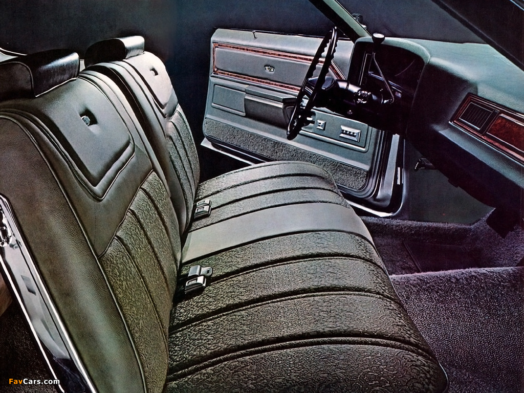 Photos of Chevrolet Caprice Custom Coupe (N47) 1972 (1024 x 768)