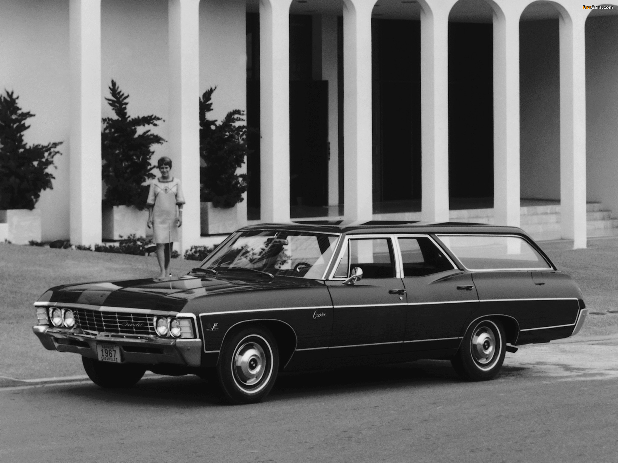 Pictures of Chevrolet Caprice Station Wagon 1967 (2048 x 1536)