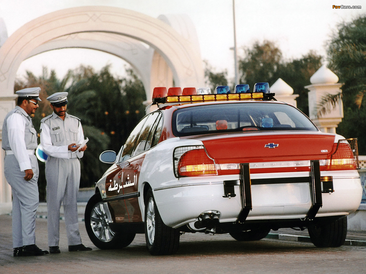 Pictures of Chevrolet Caprice Police 1999–2003 (1280 x 960)