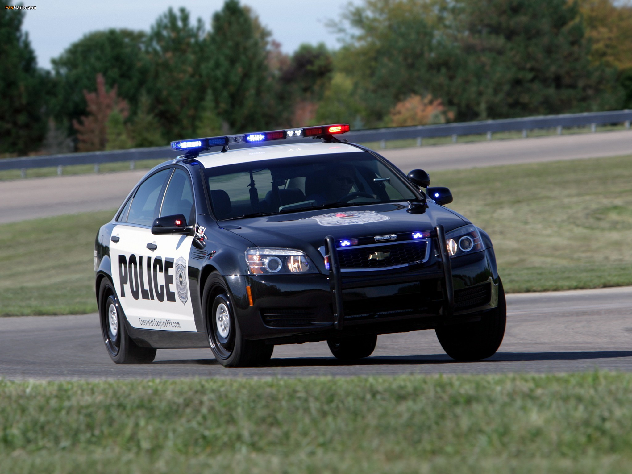 Chevrolet Caprice Police Patrol Vehicle 2010 wallpapers (2048 x 1536)