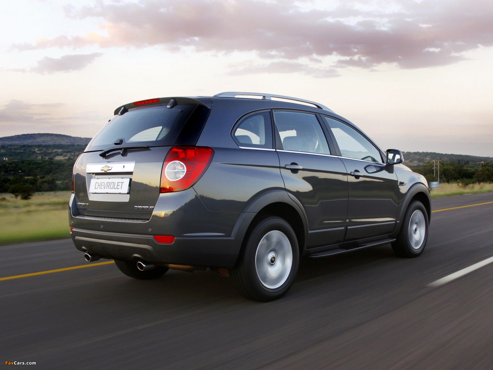 Chevrolet Captiva ZA-spec 2011 photos (1600 x 1200)