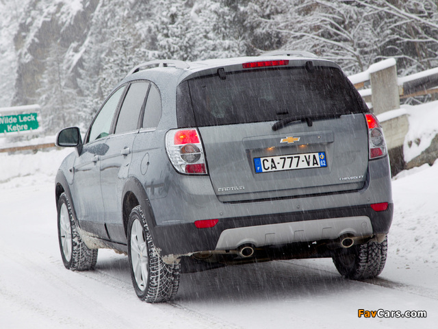 Chevrolet Captiva 2011–13 pictures (640 x 480)