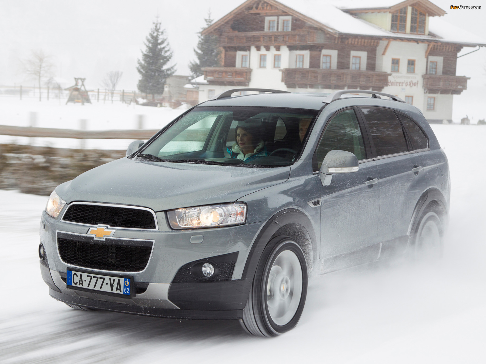 Chevrolet Captiva 2011–13 pictures (1600 x 1200)