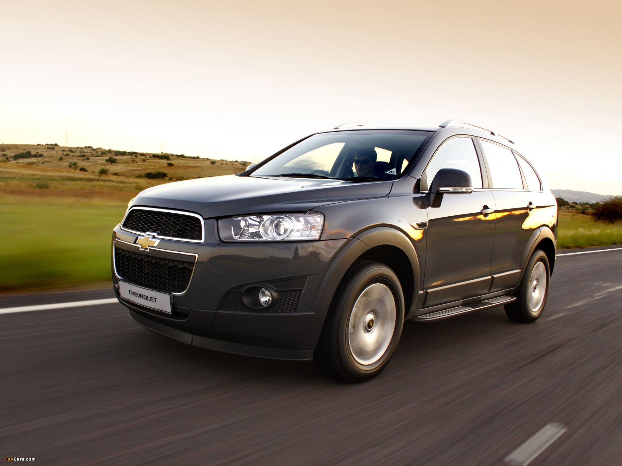 Chevrolet Captiva ZA-spec 2011 wallpapers (2048 x 1536)