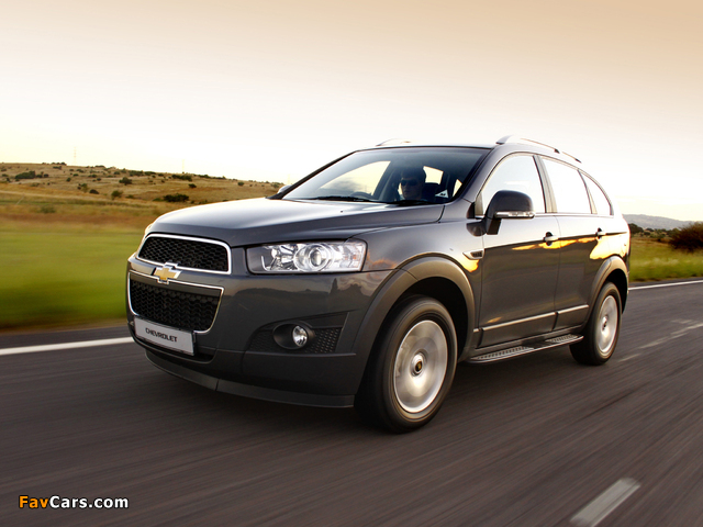 Chevrolet Captiva ZA-spec 2011 wallpapers (640 x 480)