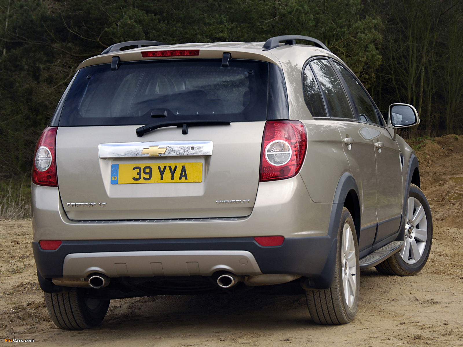 Images of Chevrolet Captiva UK-spec 2006–11 (1600 x 1200)