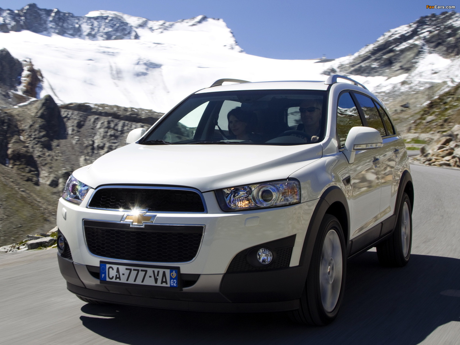 Images of Chevrolet Captiva 2011–13 (1600 x 1200)