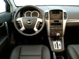 Photos of Chevrolet Captiva 2006–11