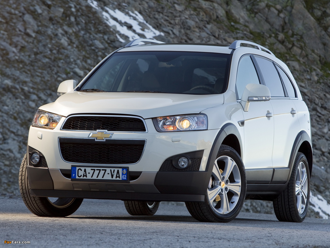 Photos of Chevrolet Captiva 2011–13 (1280 x 960)