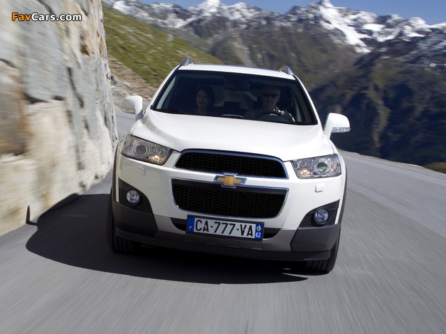 Pictures of Chevrolet Captiva 2011–13 (640 x 480)