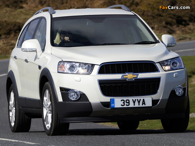 Pictures of Chevrolet Captiva UK-spec 2011 (640 x 480)