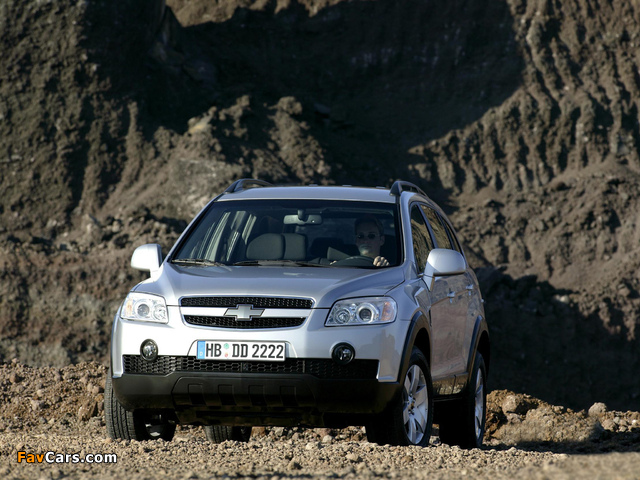 Chevrolet Captiva 2006–11 wallpapers (640 x 480)