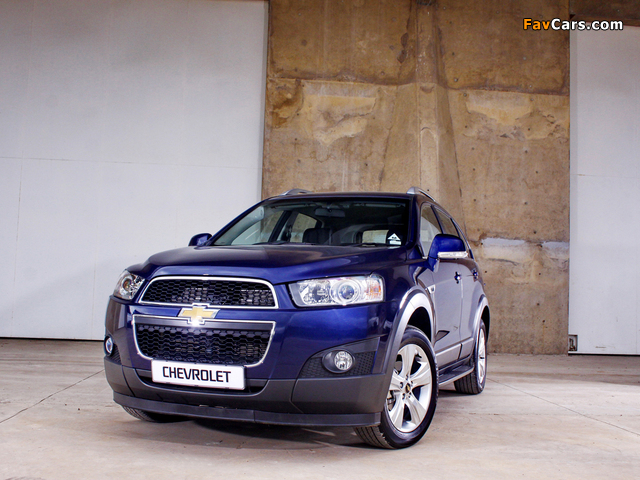 Chevrolet Captiva ZA-spec 2011 wallpapers (640 x 480)