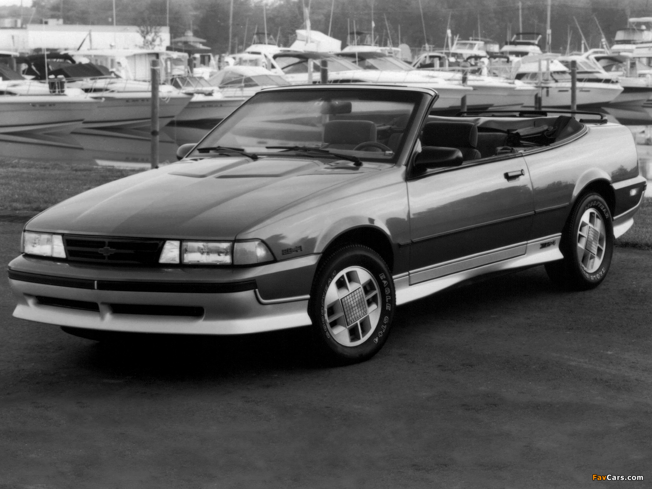 Chevrolet Cavalier Z24 Convertible 1988 images (1280 x 960)