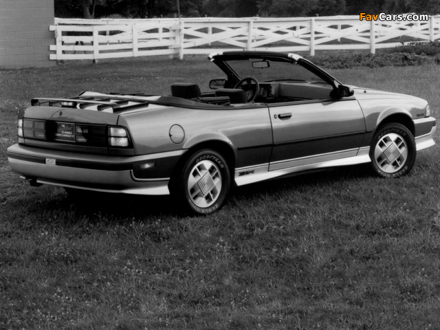 Chevrolet Cavalier Z24 Convertible 1988 images (640 x 480)