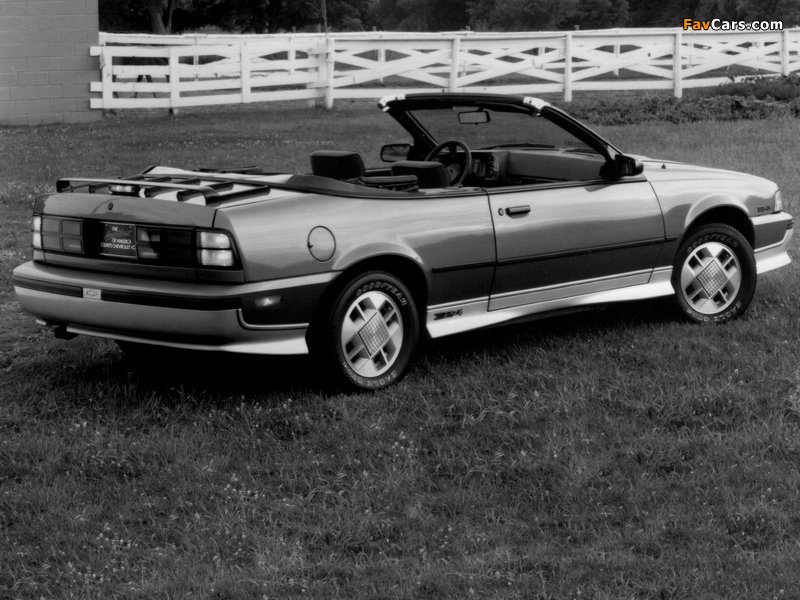 Chevrolet Cavalier Z24 Convertible 1988 images (800 x 600)