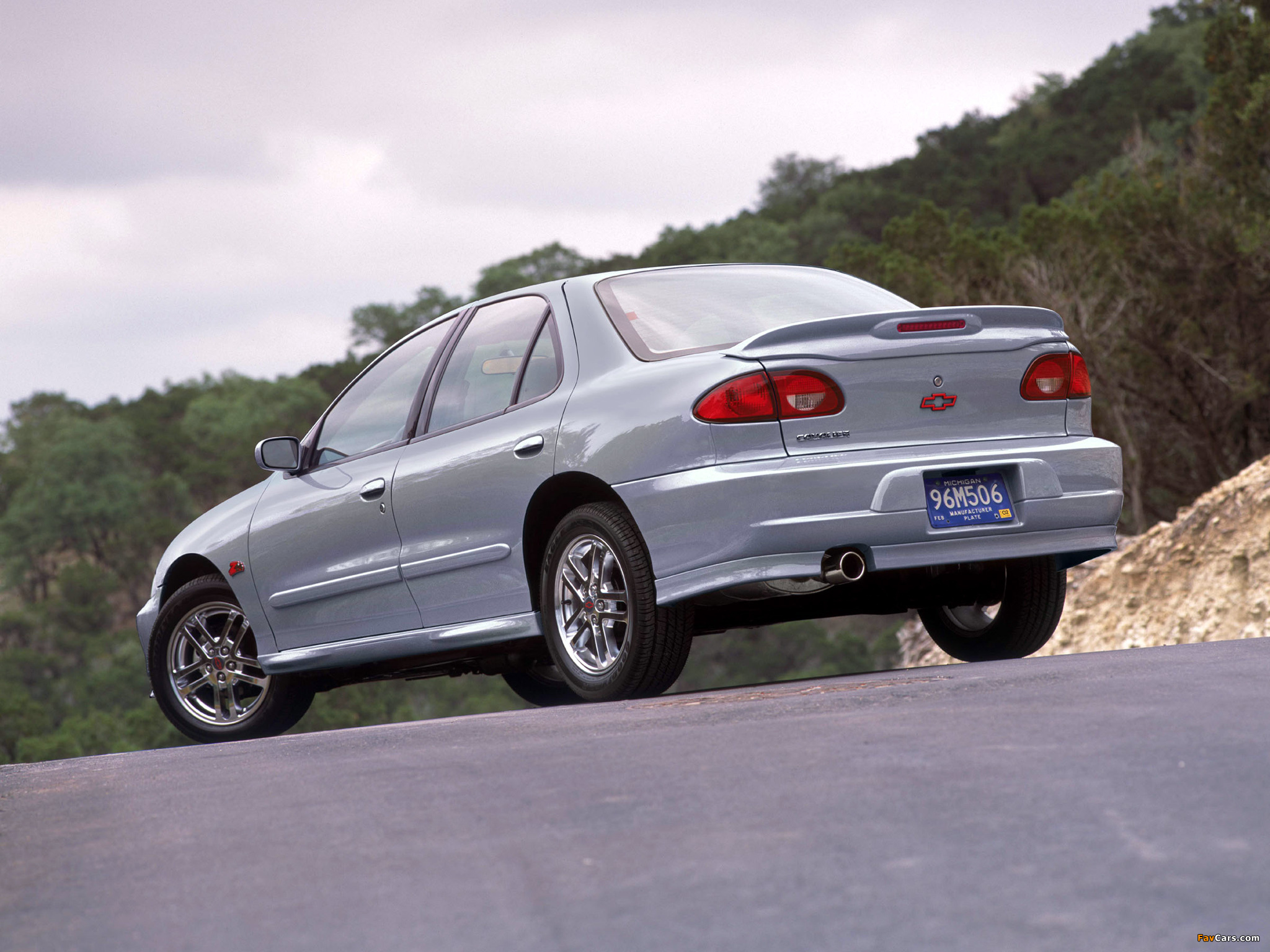 Chevrolet Cavalier Z24 2001–03 pictures (2048 x 1536)