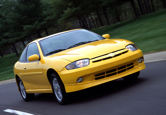 Photos of Chevrolet Cavalier Coupe 2003–05
