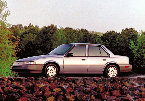 Pictures of Chevrolet Cavalier 1991–94