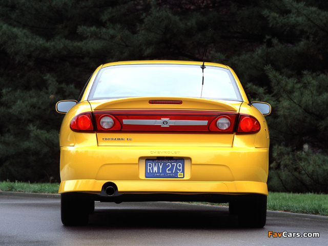 Chevrolet Cavalier Coupe 2003–05 wallpapers (640 x 480)