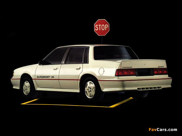 Pictures of Chevrolet Celebrity Eurosport VR Sedan 1987–88 (640 x 480)