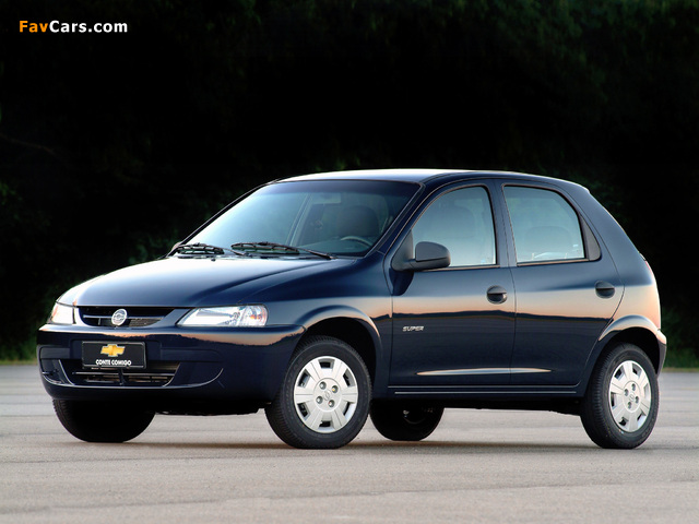 Chevrolet Celta 5-door 2002–06 wallpapers (640 x 480)