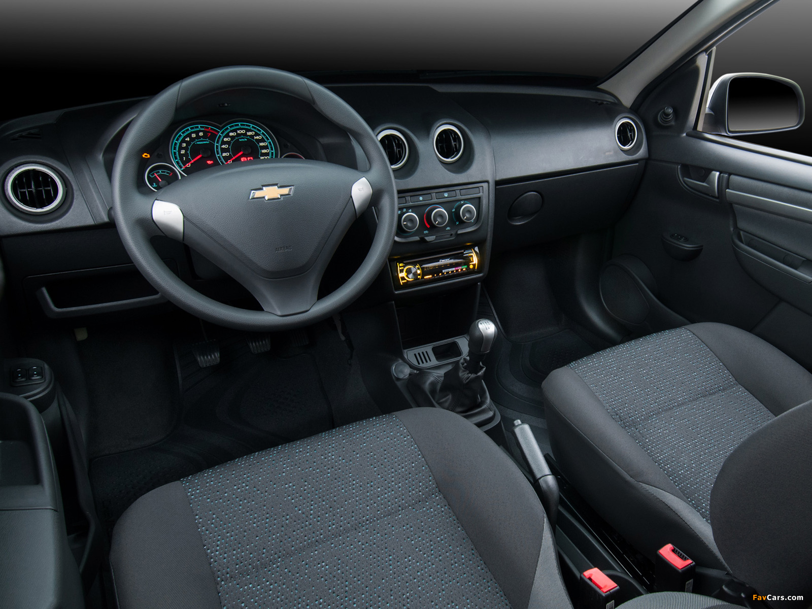 Chevrolet Celta 5-door 2013 images (1600 x 1200)