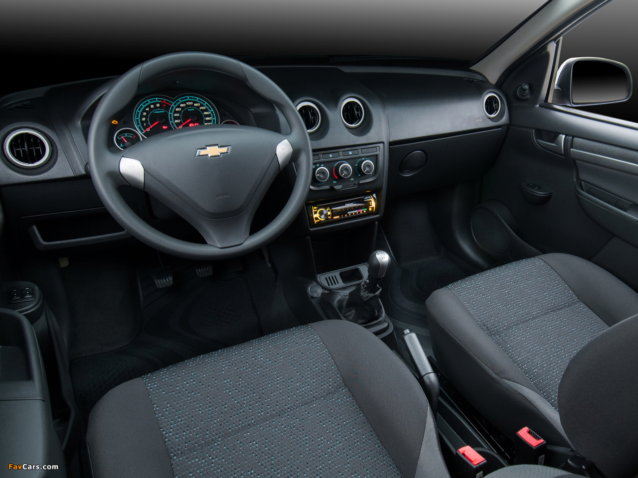 Chevrolet Celta 5-door 2013 images (1280 x 960)