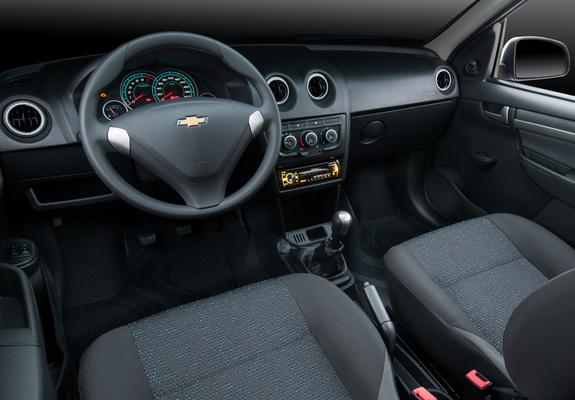 Chevrolet Celta 5-door 2013 images