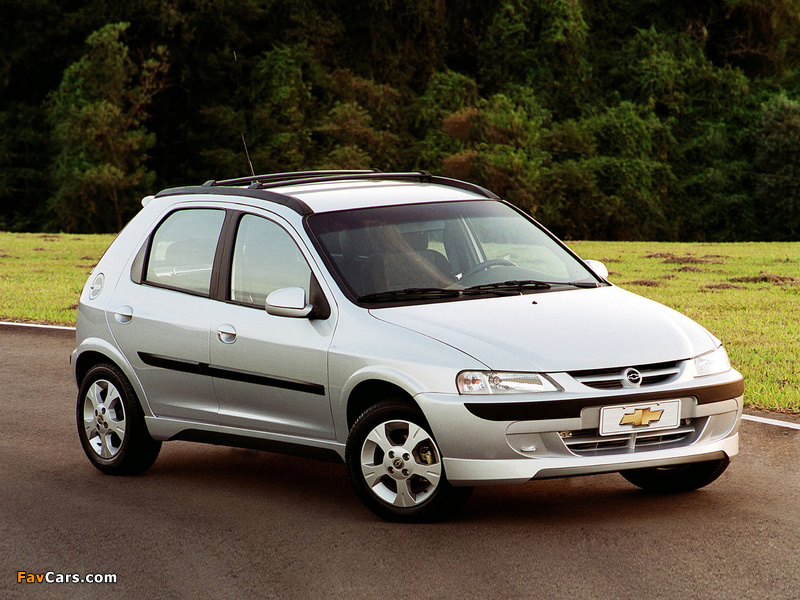 Images of Chevrolet Celta Super 5-door 2003–06 (800 x 600)