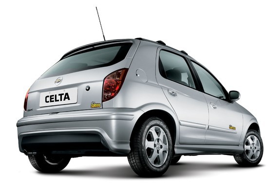 Images of Chevrolet Celta Série Sampa 5-door 2009–11