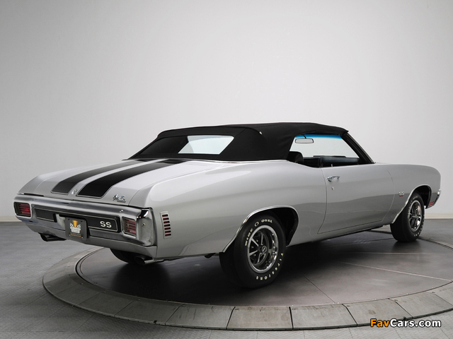 Photos of Chevrolet Chevelle SS 454 LS5 Convertible 1970 (640 x 480)