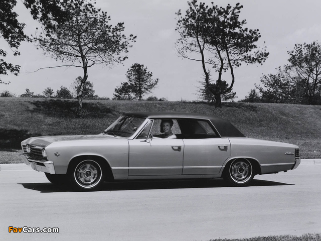 Pictures of Chevrolet Chevelle Malibu Sport Sedan 1967 (640 x 480)