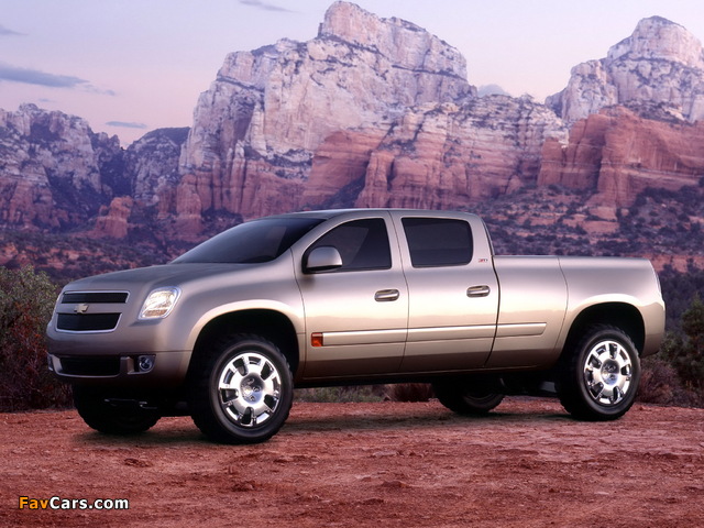 Pictures of Chevrolet Cheyenne Concept 2003 (640 x 480)